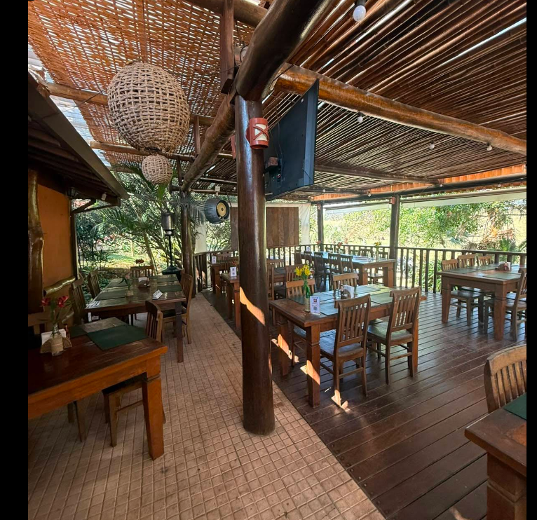 Armazém da Fazenda — Restaurante e Pizzaria